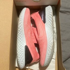 Women’s running shoes